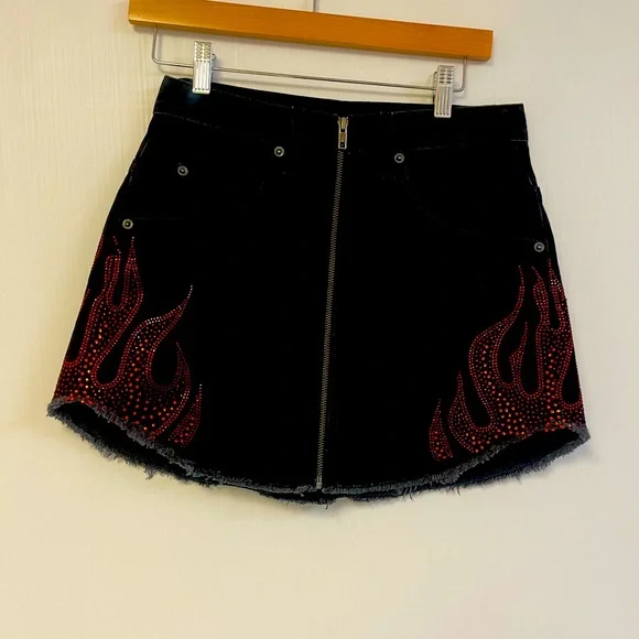 Carmar black denim Beatrice skirt with rhinestone flames Size 27 Goth, Grunge, - Picture 3 of 8